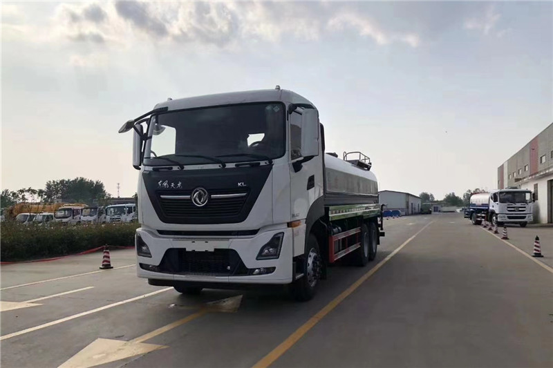 東風(fēng)天龍后八輪20噸噴霧車，國六綠化噴灑車